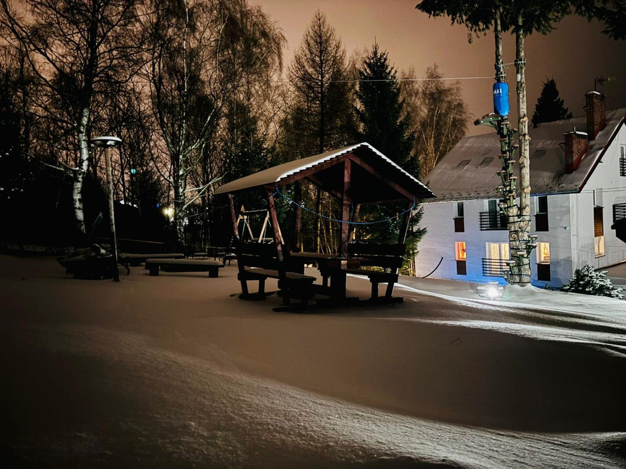Na Stoku Apartment Swieradow-Zdroj Bagian luar foto